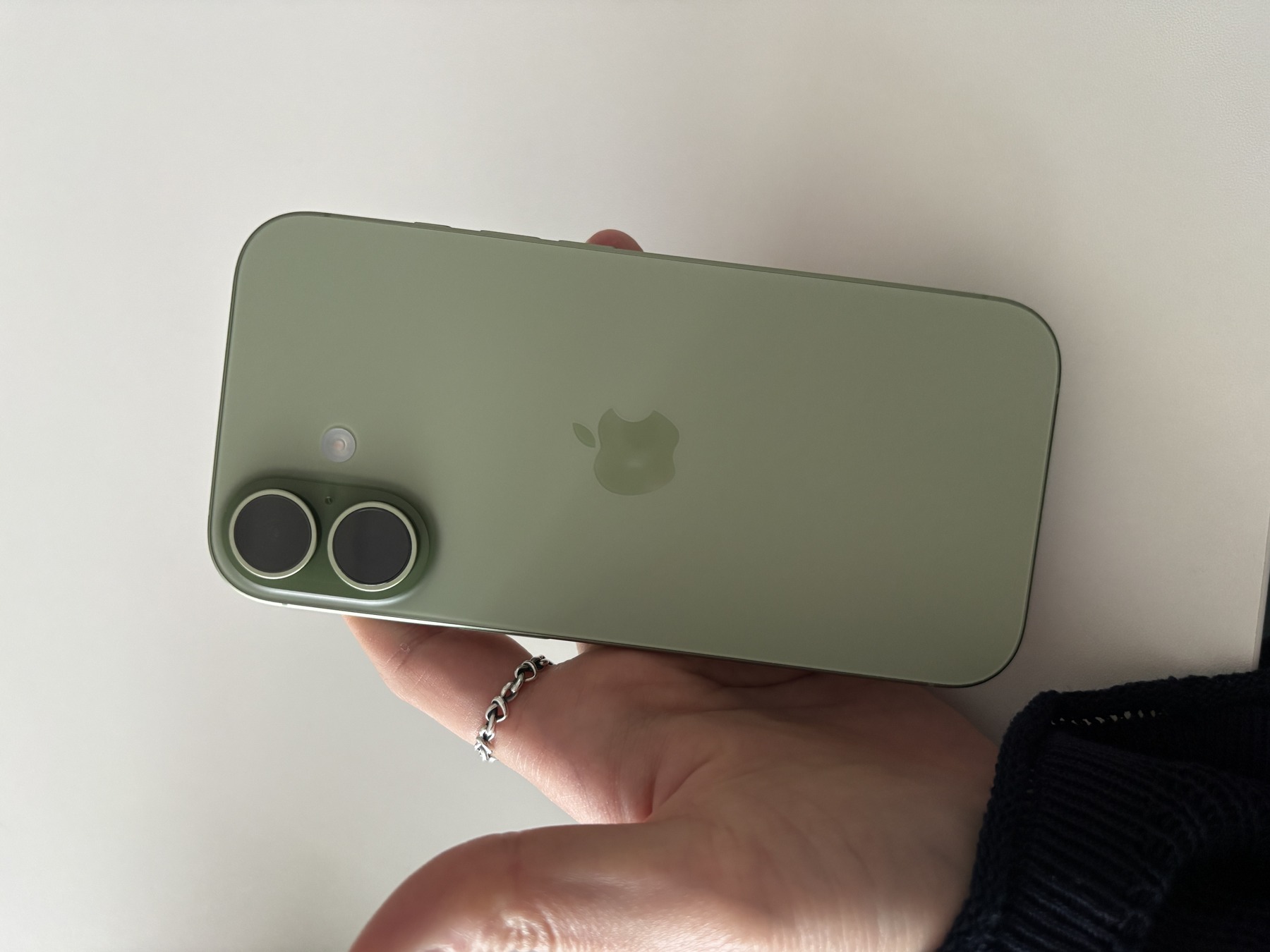 애플 아이폰 17 자급제 256GB, 화이트 제품 이미지